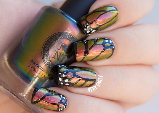 Maravillosas uñas decoradas con mariposas | Belleza