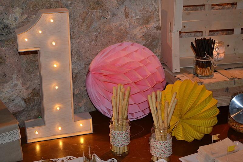 Fiesta de cumpleaños infantil en tonalidades rosa y amarillo - All Lovely Party