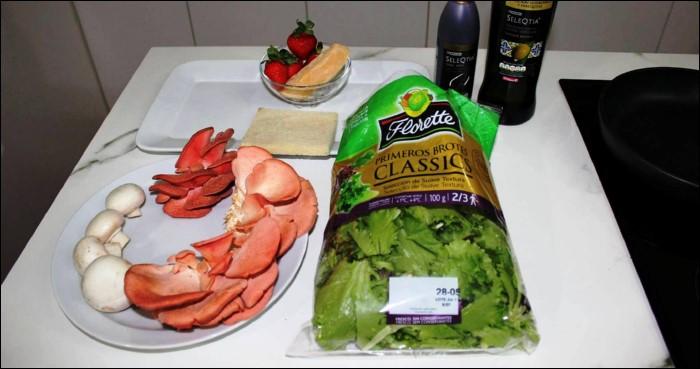 Ensalada-de-hongos-con-fresas-y-foie-ingredientes