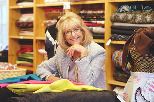 Alison Smith Costura