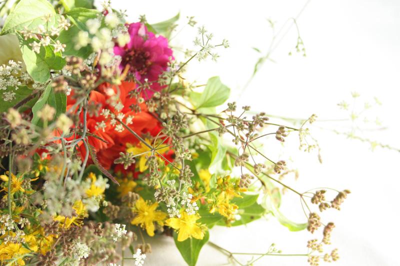 Regalo sano DEF Deco: Caja de fruta tuneada con productos de la huerta5