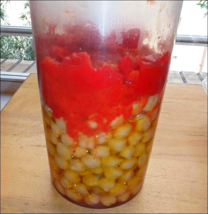 Hummus-de-pimientos-del-piquillo-preparación