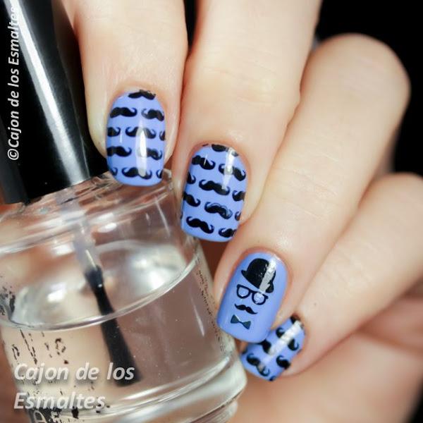 Uñas con bigotes o mostachos