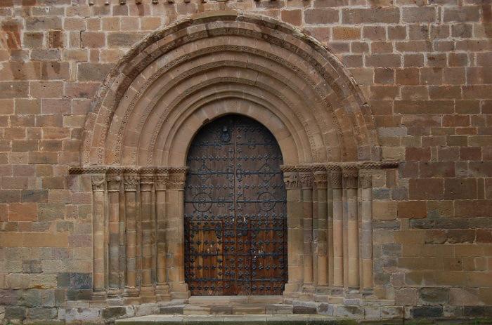 monasterio3portadaiglesia