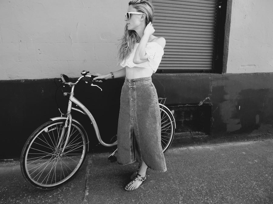 paula casielles livelove-polly mad men 60