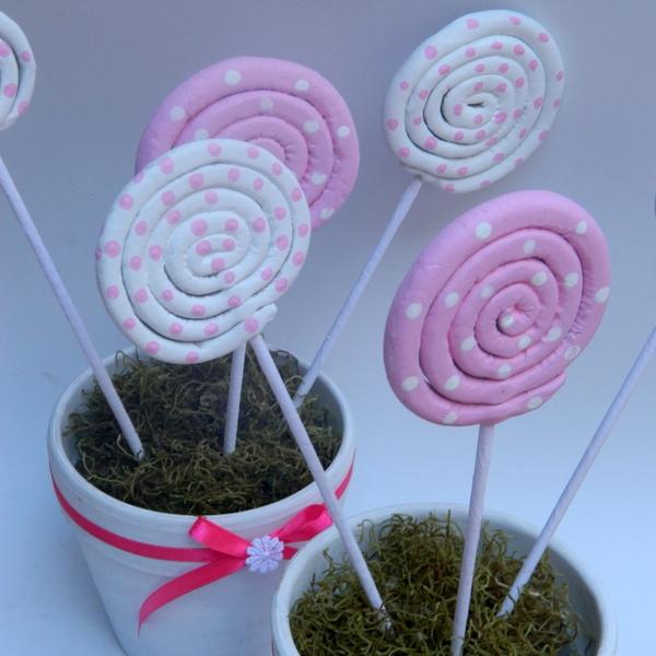 Centros de mesa para niños: piruletas.