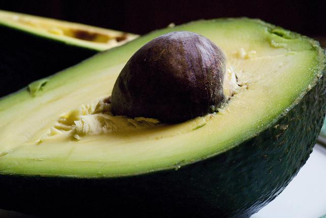 aguacate por threelayercake (flickr)