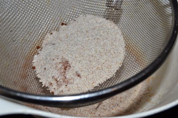 tamizar harina y cacao