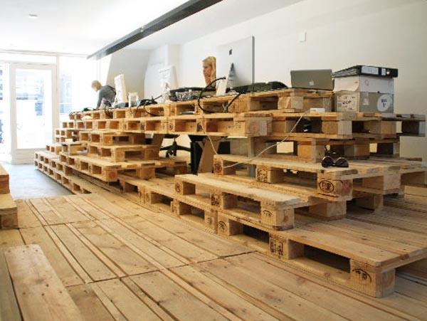 Brandbase-Agency-Amsterdam-Office-From-Pallets-2