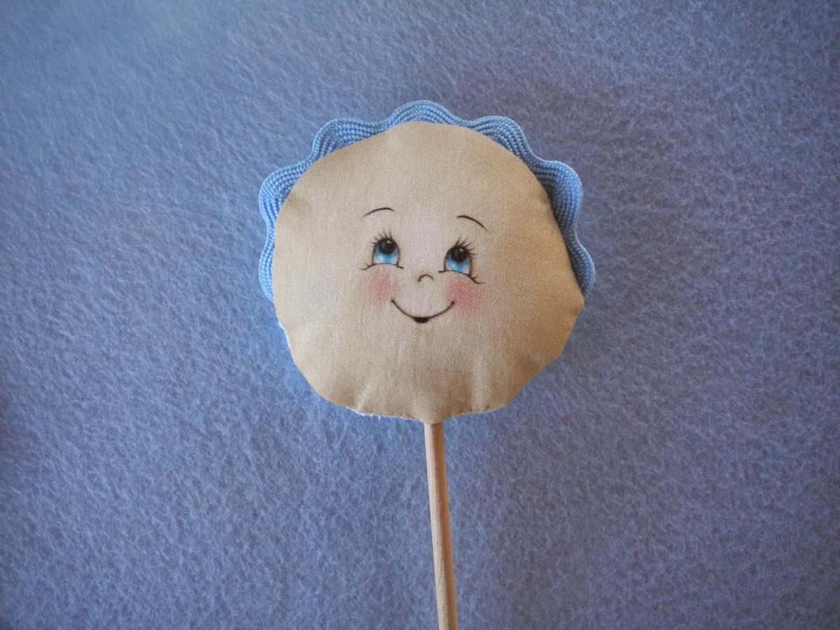 Manualidades Caseras Inma_ Recuerdos bautizo_ caras de bebe azules