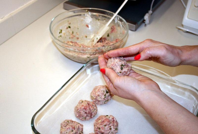 04. albondigas fit en las manos