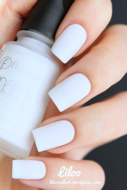 25 asombroso diseños de uñas blancas decoradas | Belleza