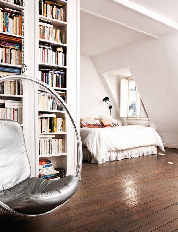 Un columpio en el techo del dúplex