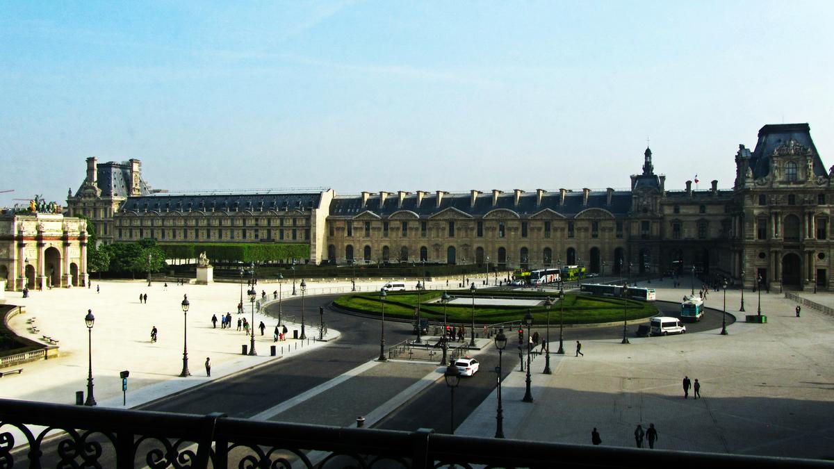 Louvre (0-9)