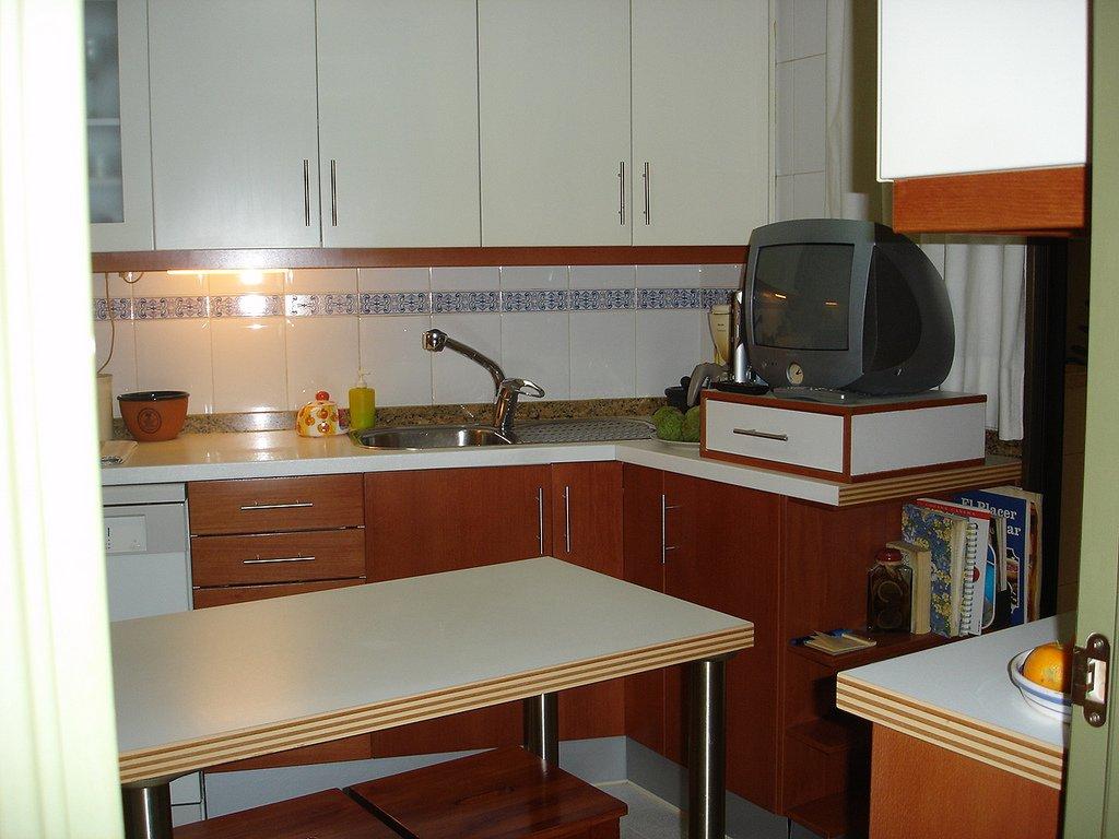 Islas en cocina para almacenar cosas