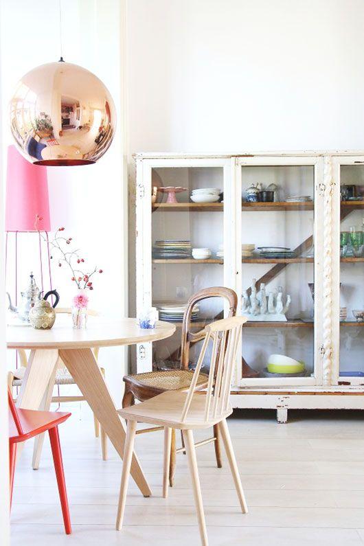 Mesa redonda de madera