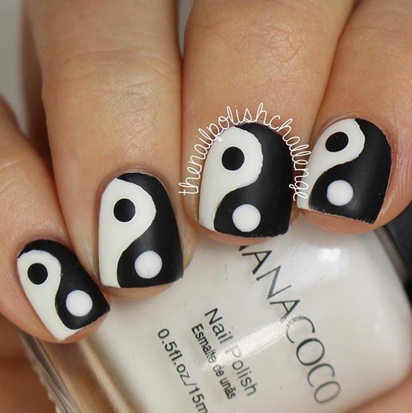 ying yang en uñas cortas