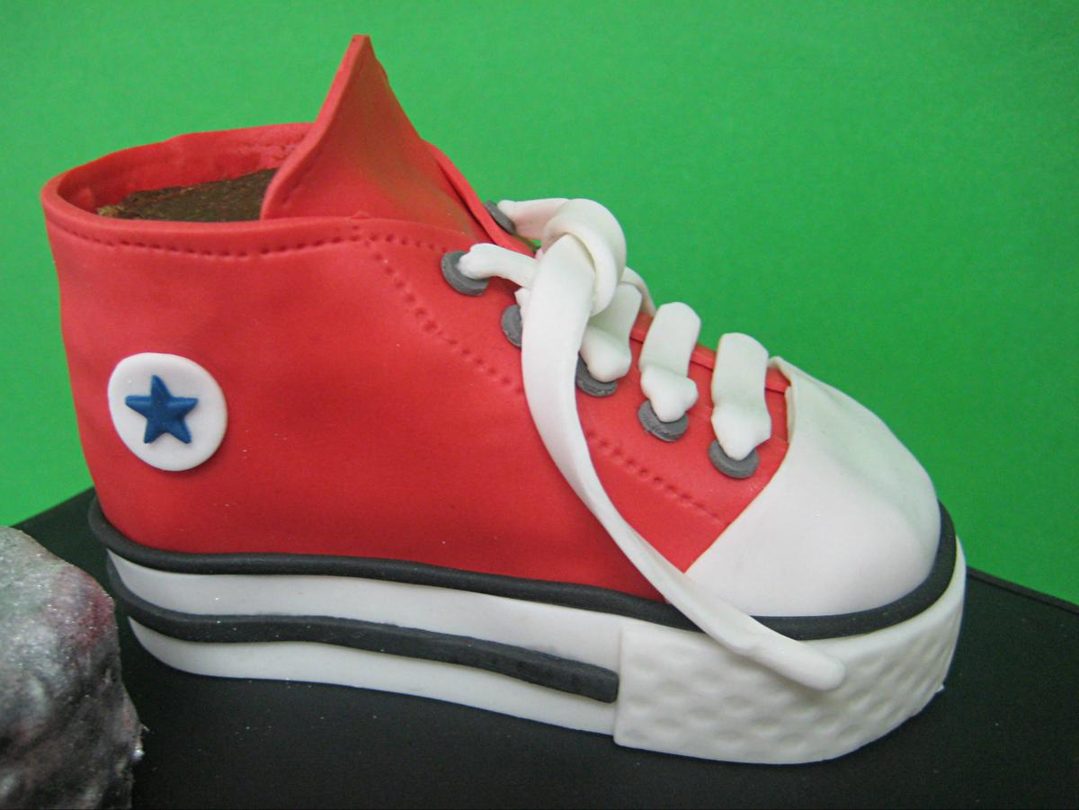 Tarta-bota-converse-metienestarta