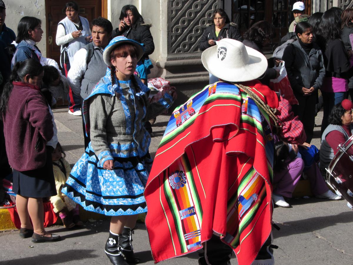 Bailes-vestimenta-Perú