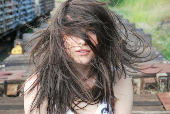 aclarar_pelo_sin_tinte_agua_oxigenada