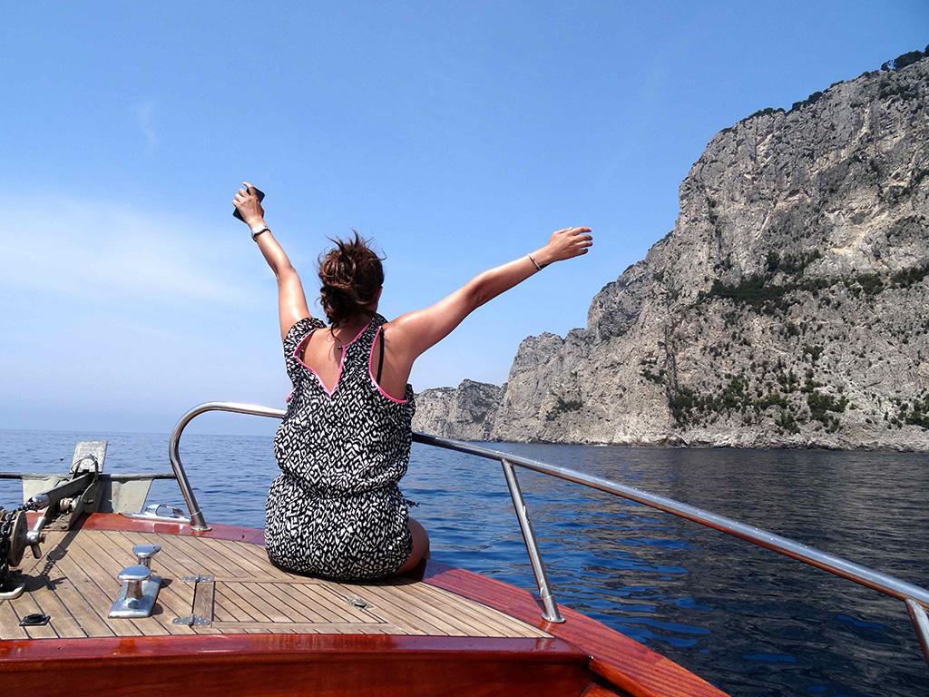 barcos en capri