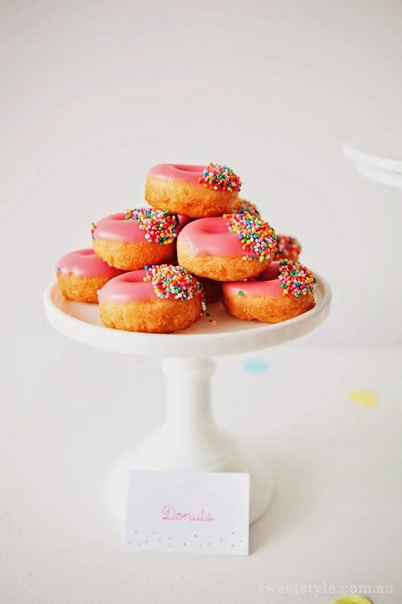 fiesta de confeti - decoración de fiestas en All Lovely Party