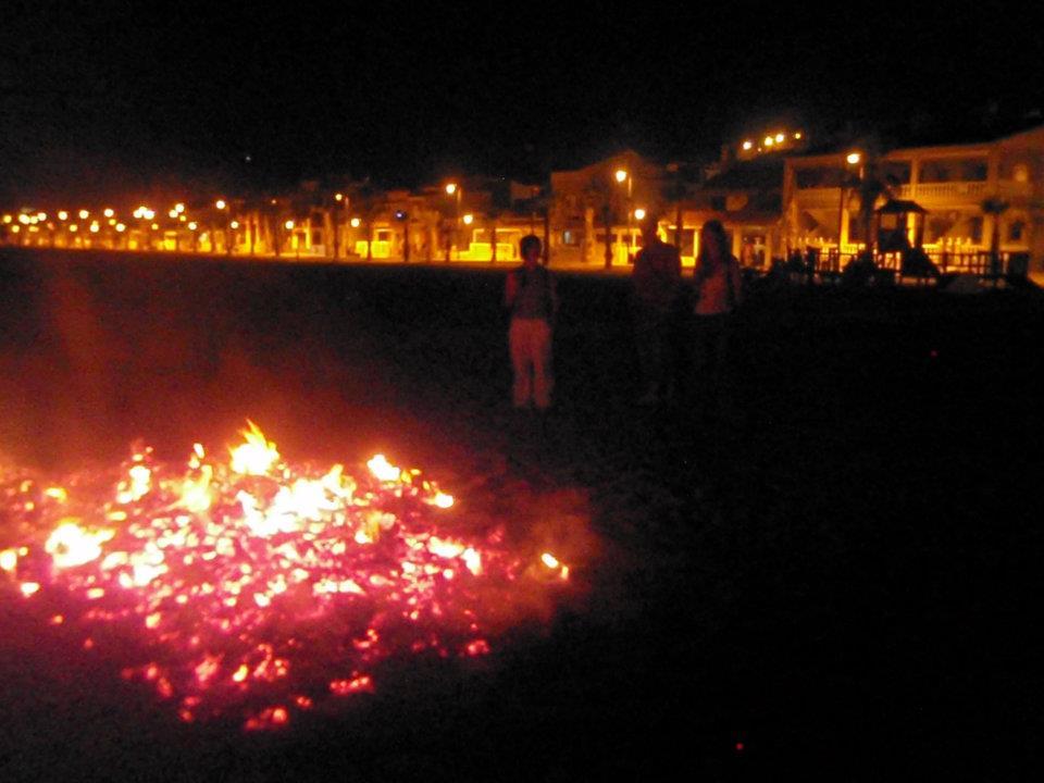 295303_4234658273503_1413003921_n