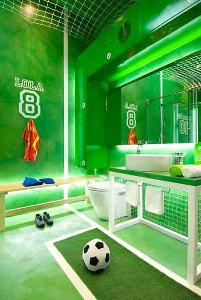 idea para decorar el baño de forma original con temática de futbol