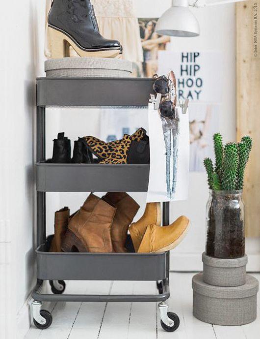 Carros y cestas para zapatos