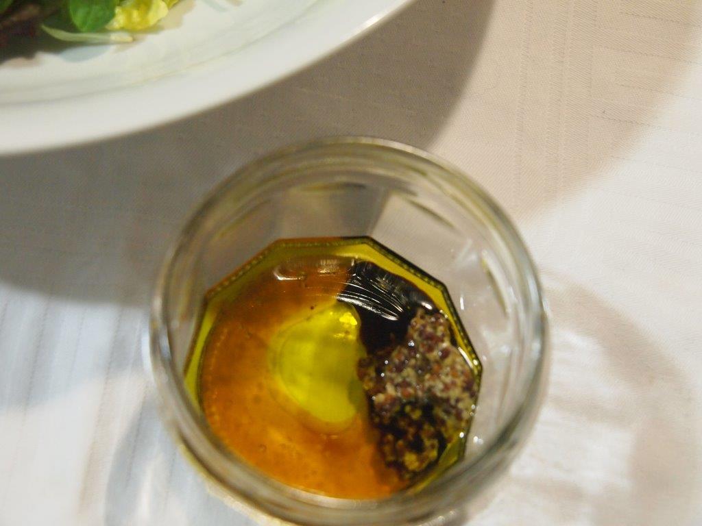 ensalada de pera y gorgonzola