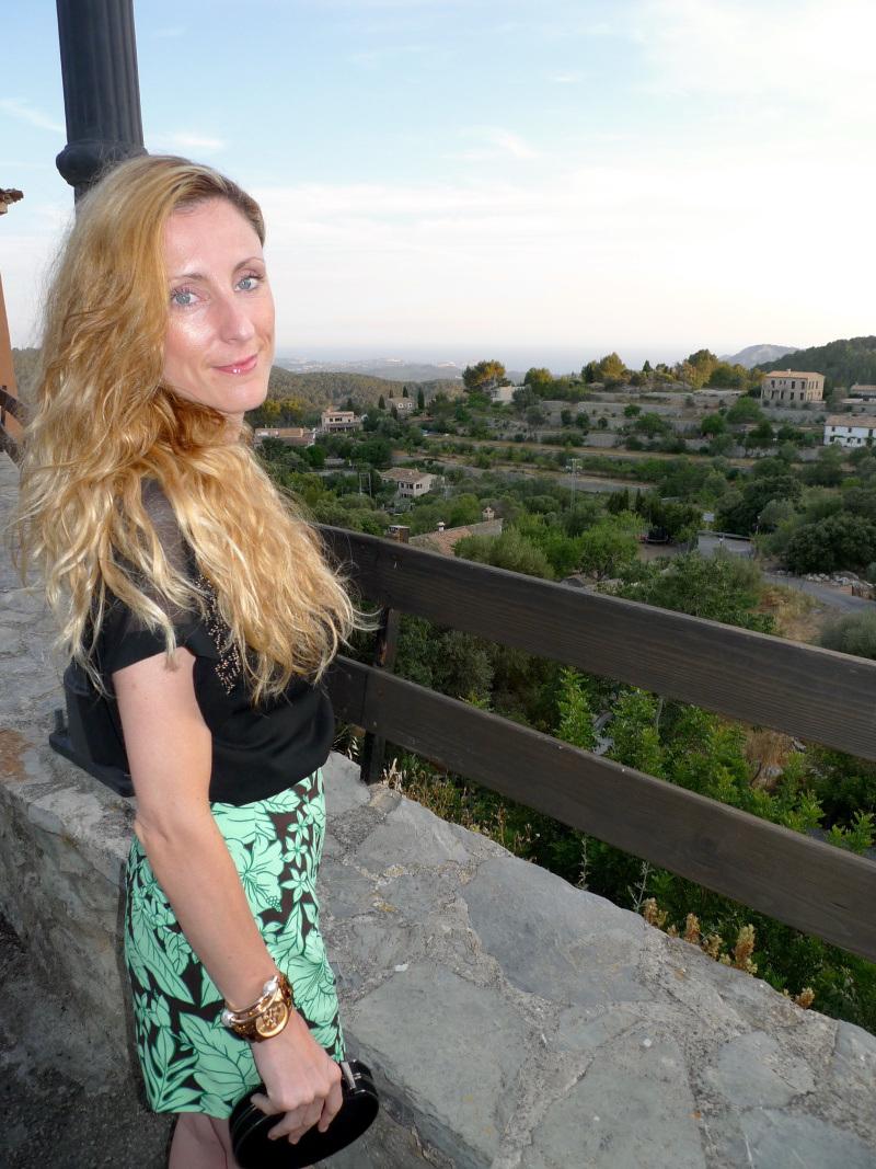 Green Shorts For Dinner paula casielles livelove-polly 1