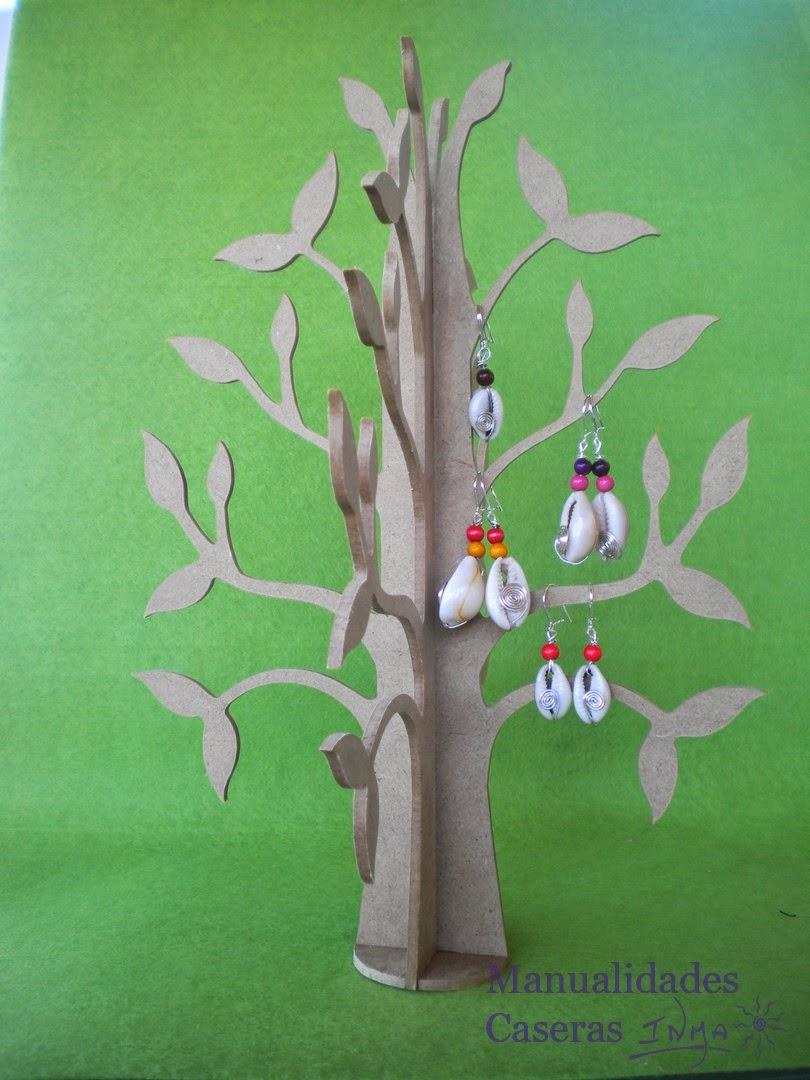 Mualidades Caseras Faciles pendientes Conchas y bolas de colores 