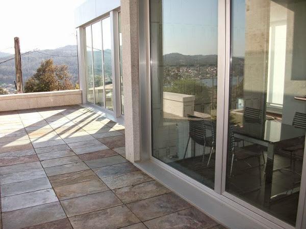 Colocar cesped artificial