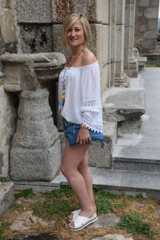 Printed shorts and off shoulders top