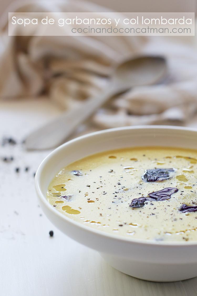 sopa de garbanzos y col lombarda