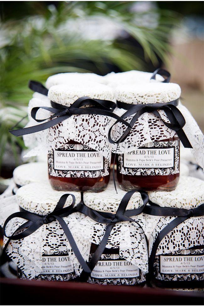 Foto vía www.styledunveiled.com