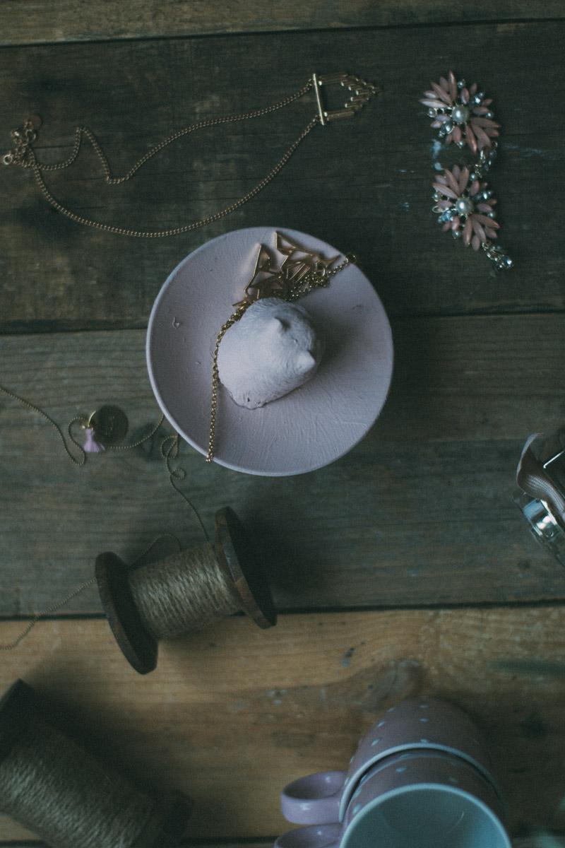 crea tu propio joyero - manualidades para fiestas en All Lovely Party