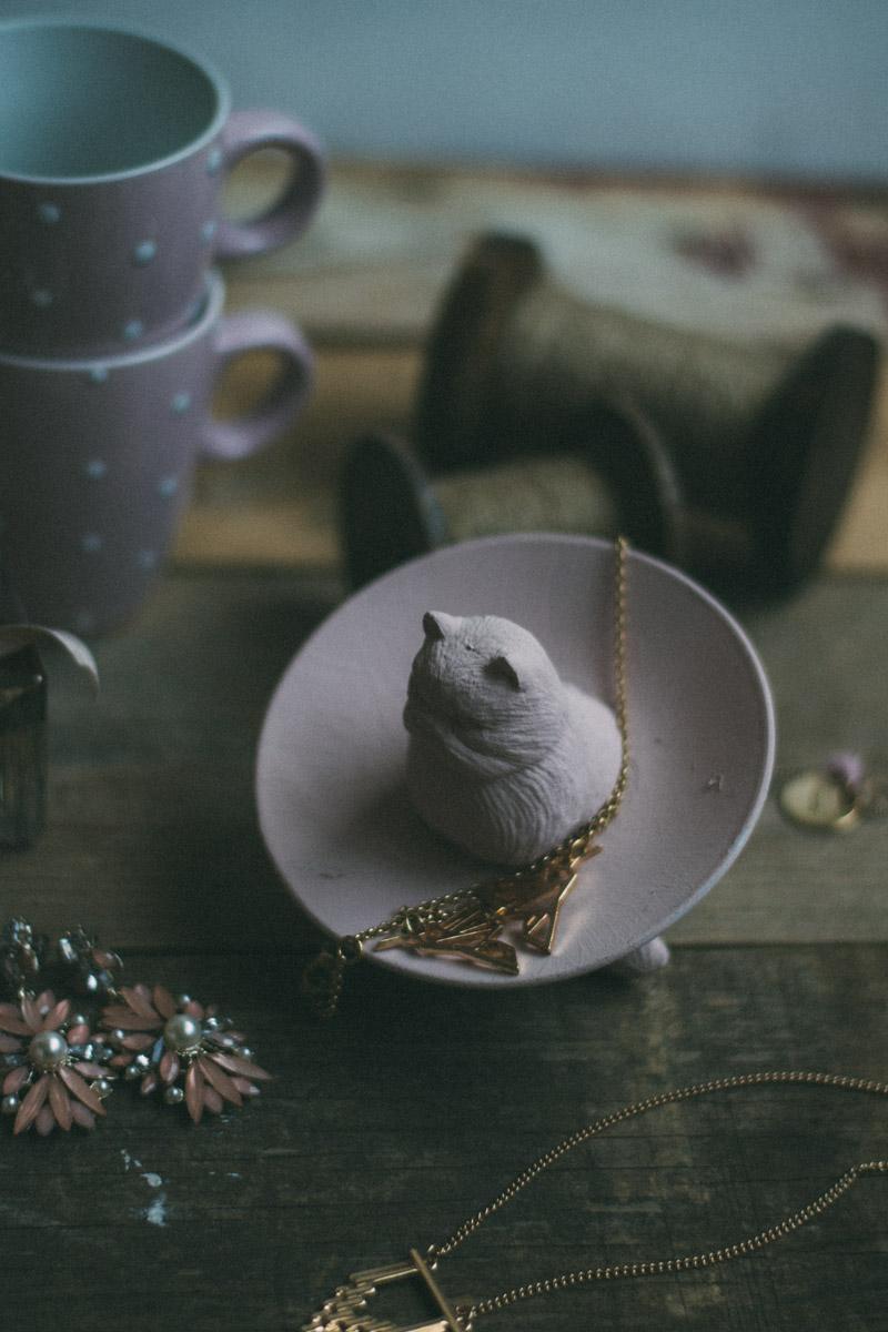 crea tu propio joyero - manualidades para fiestas en All Lovely Party