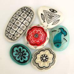 handpainted stones -