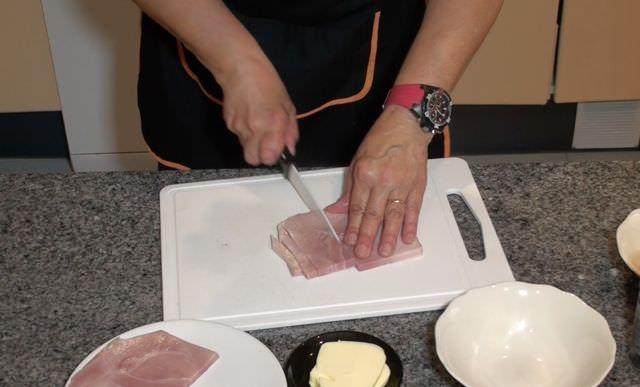 Macarrones con salsa bechamel y jamon york15_mini