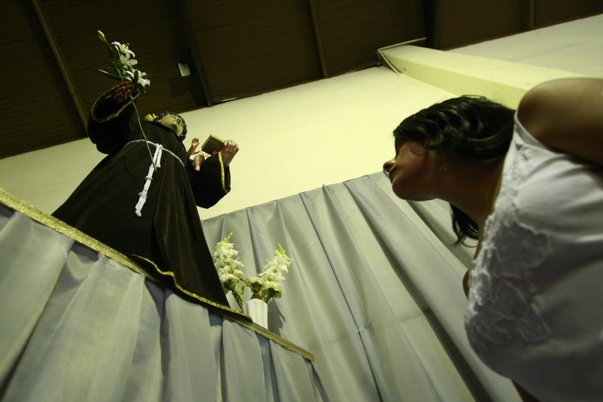 15 Diciembre 2010 iglesia de San antonio de Padua Foto FELIPE FREDES F / La Tercera.