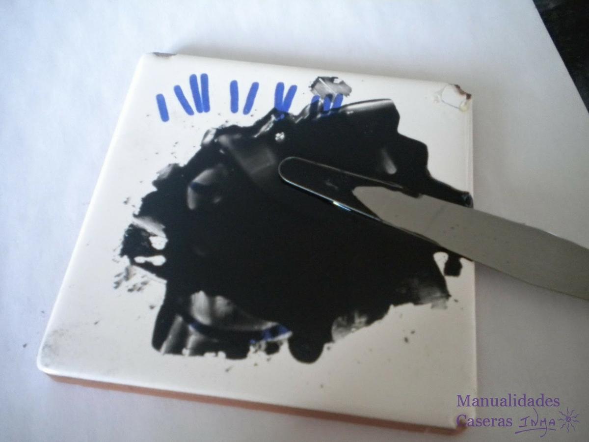 Manualidades Caseras Faciles Como hacer la cuerda seca aceite y oxido negro con espatula