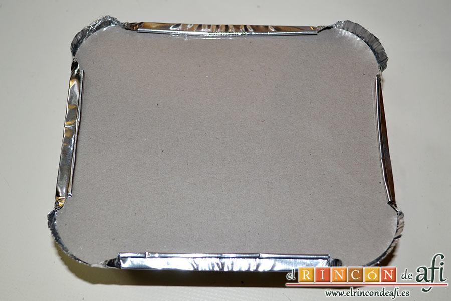 Semifrío de cerezas, lo tapamos y lo metemos en el congelador un mínimo de 4 horas y mejor de un día para otro