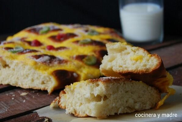 coca-de-San-Juan-con-crema 2