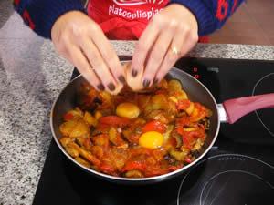 Pisto con huevos 3