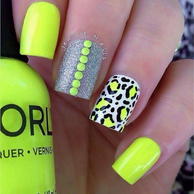 uñas de gel color verde