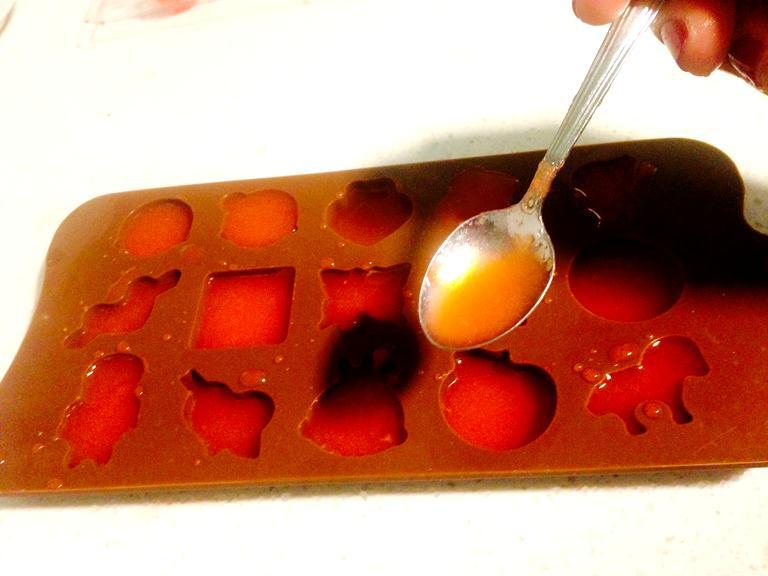 mezcla en los moldes