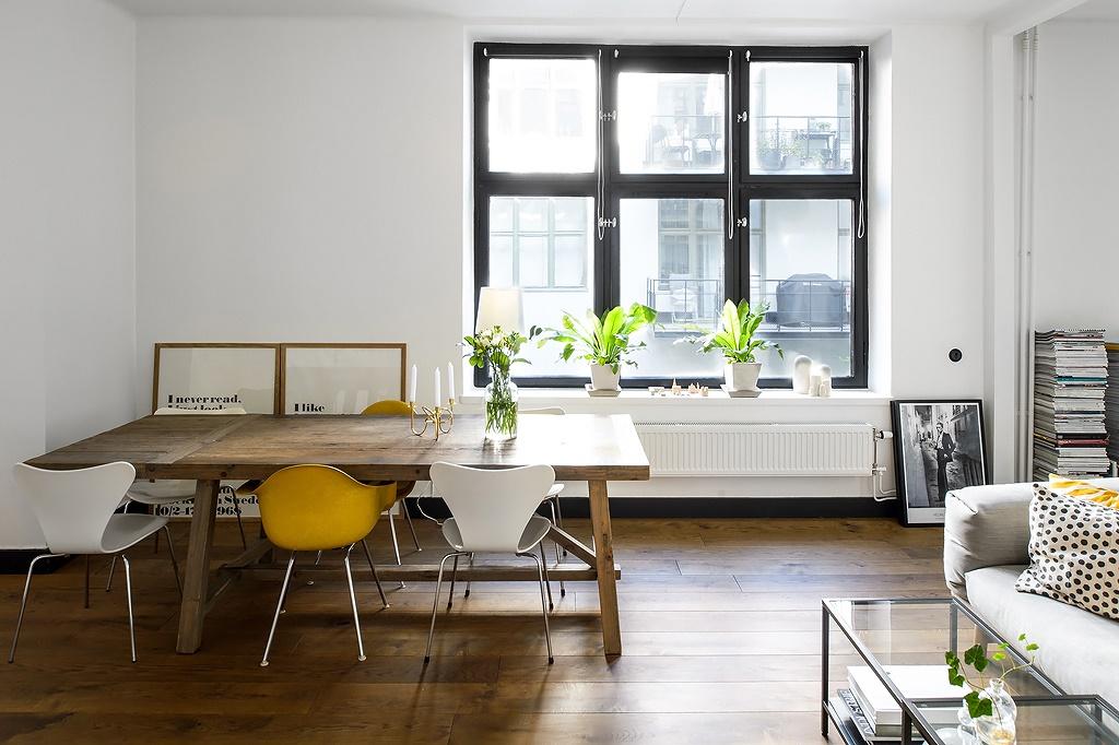 Cocina en el pasillo; Un precioso recorrido por un "apartamento tubo".