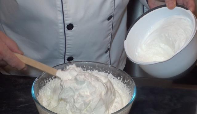 Tarta Mousse de Piña y Coco55