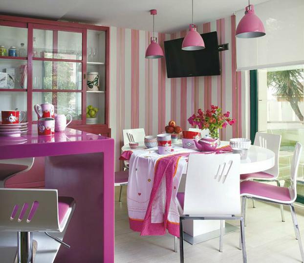 Cocina con detalles rosas